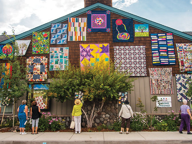 Watch the Sisters Oregon Outdoor Quilt Show