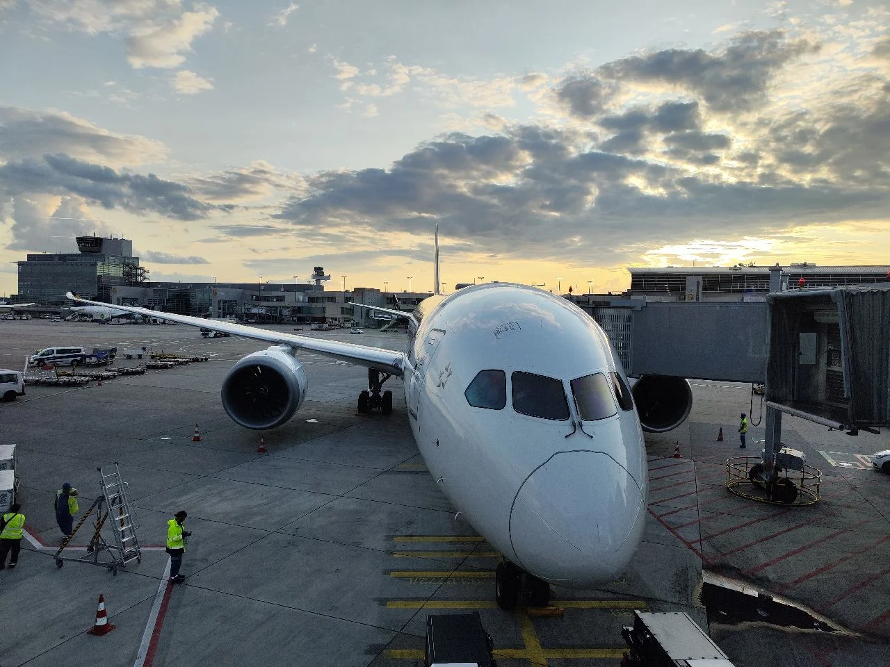 Plane at the gate Frankfurt Airport